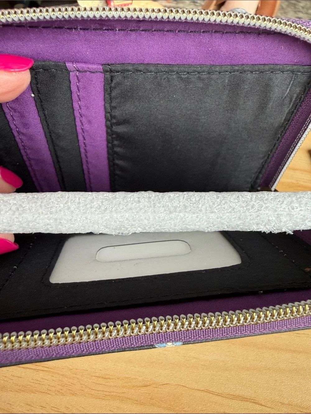 Loungefly Disney Hocus Pocus Black & Purple Zip Wallet